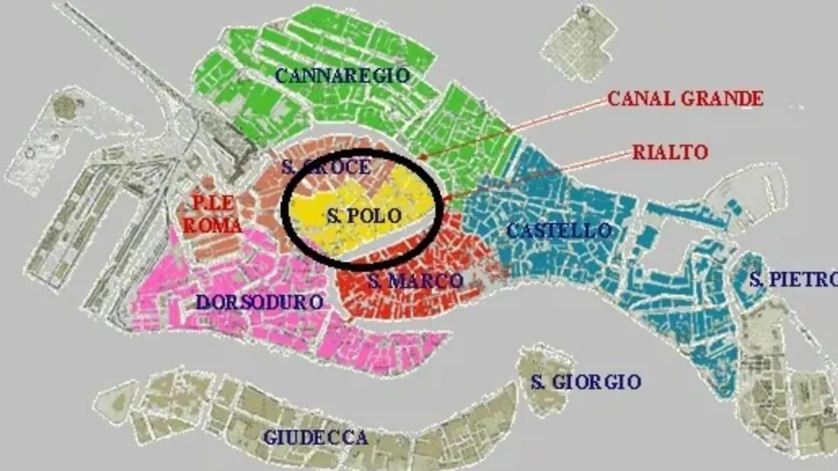 Campo San Polo Canal View Apartment Venedig