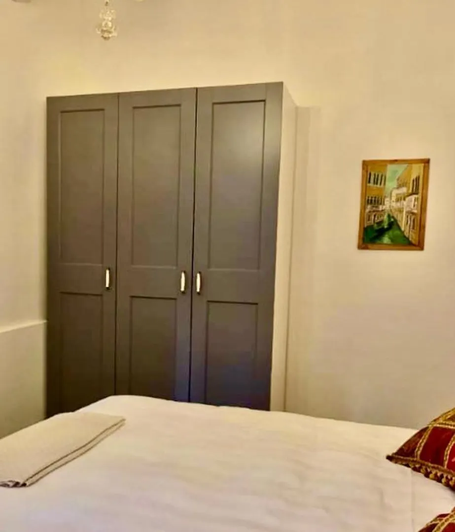 Campo San Polo Canal View Apartment Venedig Italien